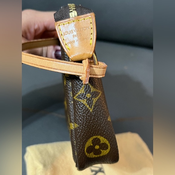 ‼️sold‼️Louis Vuitton Pochette Accessories - Picture 11 of 16